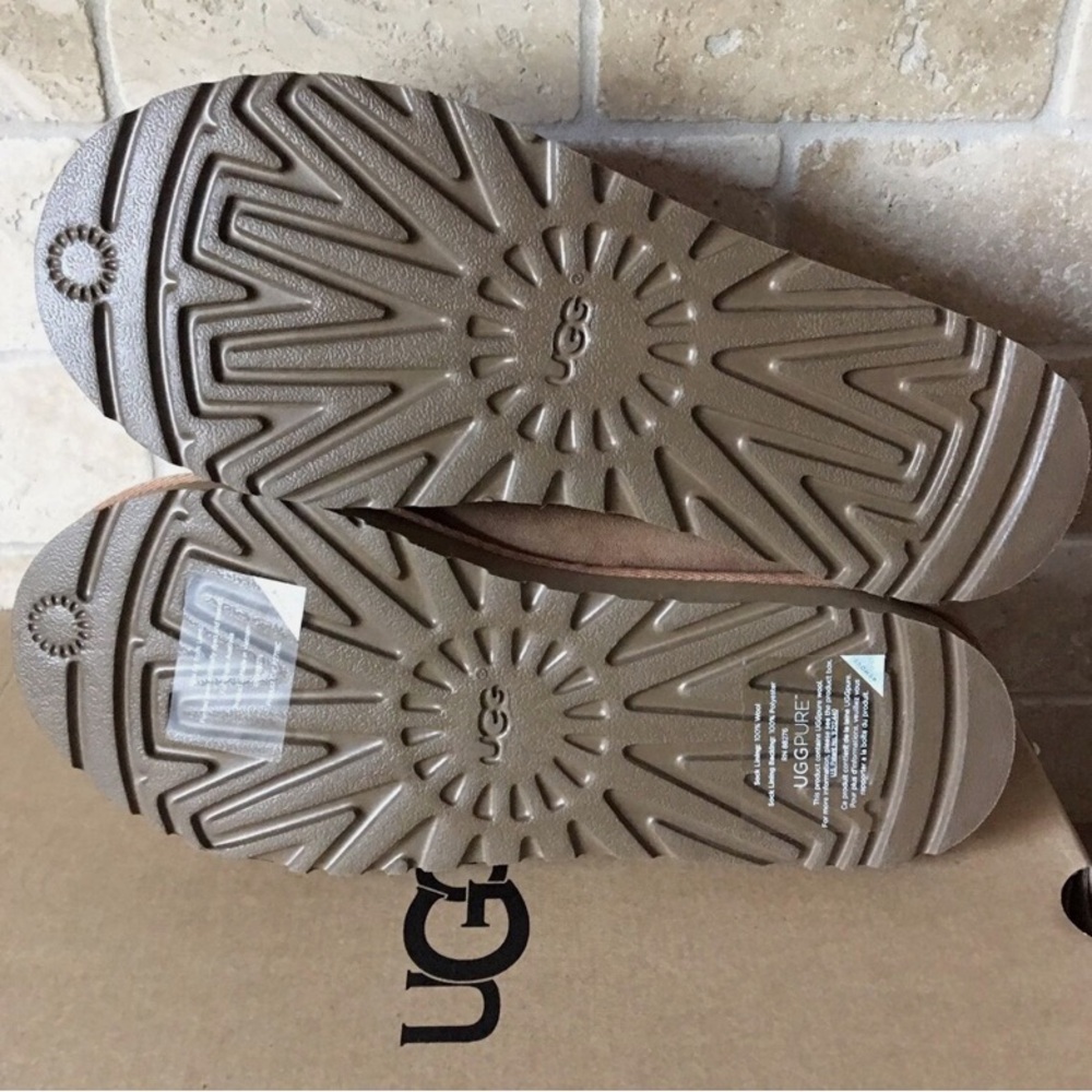 UGG Tan Suede Slippers with Plush Lining - Picture 4 of 6